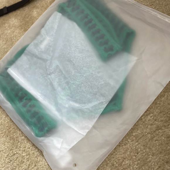 NWT🏷 Crochet Corset Top - Green 💚🌳 - Picture 12 of 12